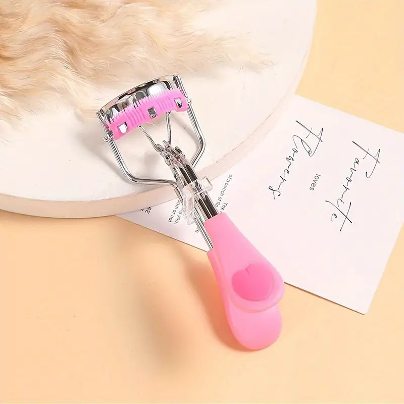 Heart Shaped Eyelash Curler