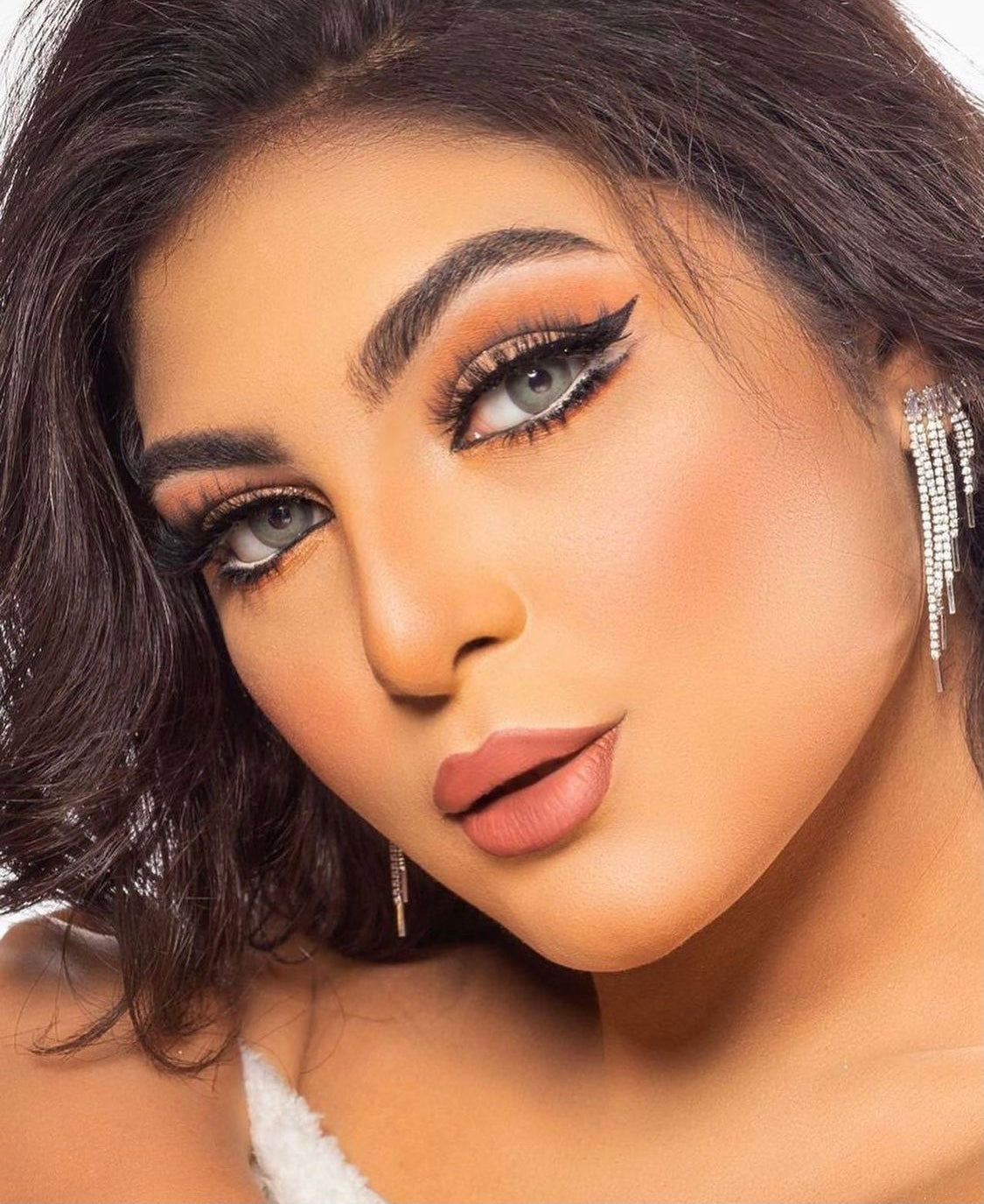 Luminous- Dazzling Green @ لومينوس - دازلينج جرين