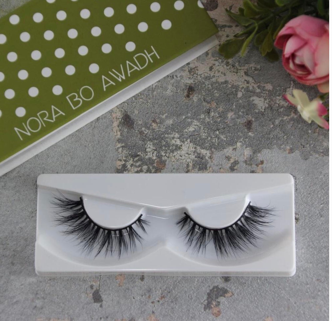 Nora Lashes: O @ نورا رموش