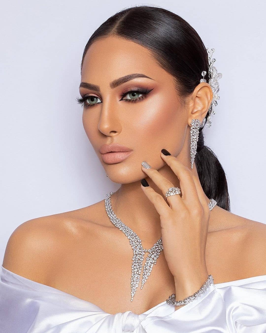 Luminous- Dazzling Green @ لومينوس - دازلينج جرين